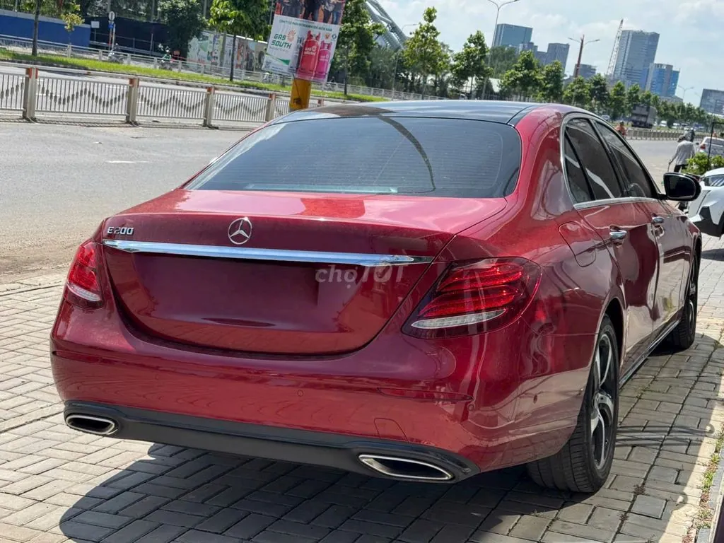 Mercedes-Benz E-Class 2019 photo 5