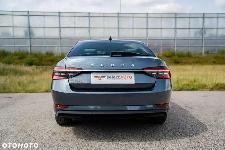 Skoda Superb 2022 photo 5