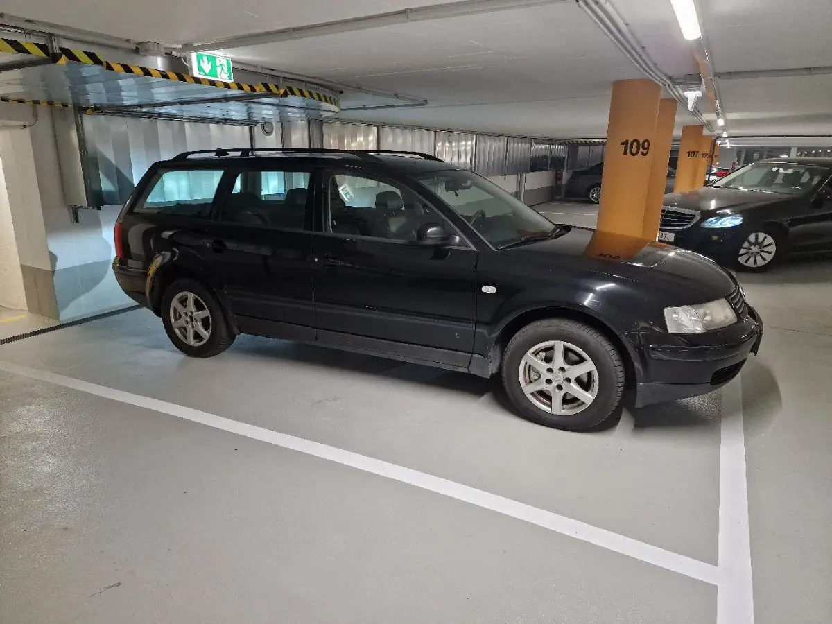 Volkswagen Passat 1999 photo 2