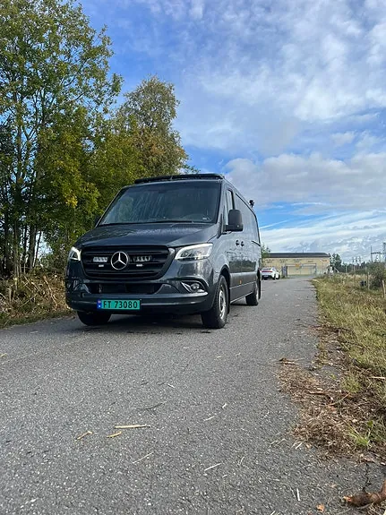 Mercedes-Benz Sprinter 2024 photo 2