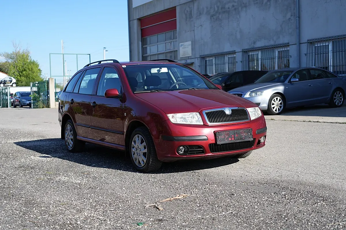 Skoda Fabia 2006 photo 3