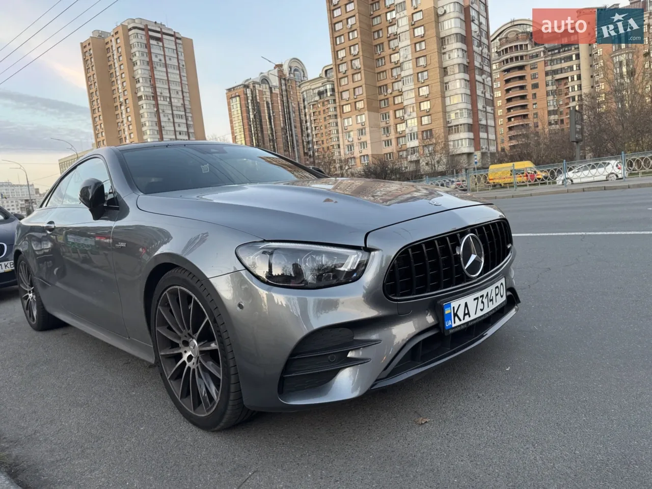 Mercedes-Benz E-Class 2020 photo 5