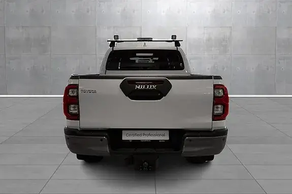 Toyota Hilux 2024 photo 4