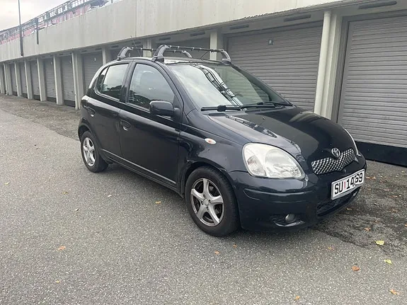 Toyota Yaris 2003 photo 2