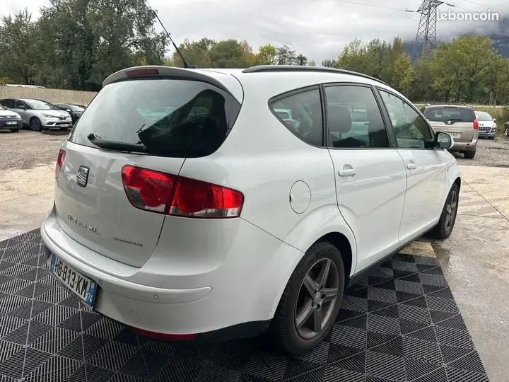 Seat Altea Xl 2014 photo 2
