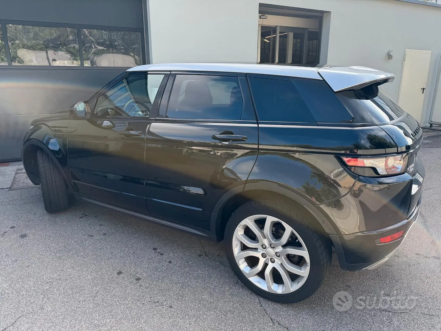 Land Rover Range Rover Evoque 2014 photo 3