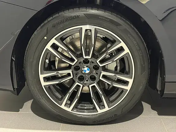 BMW I5 2027 photo 5
