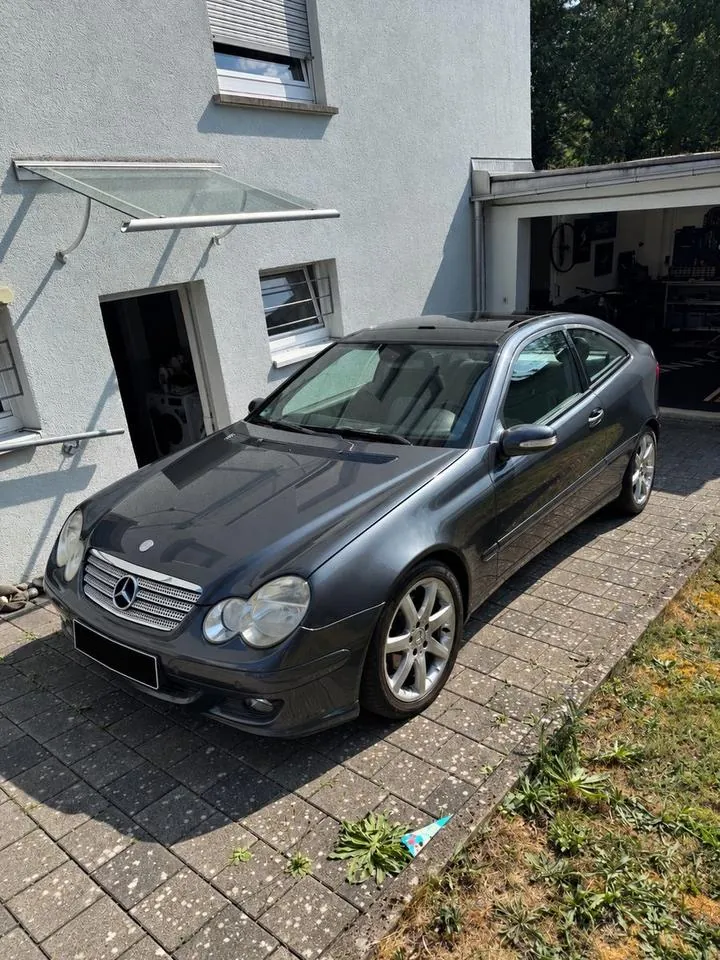Mercedes-Benz C 200