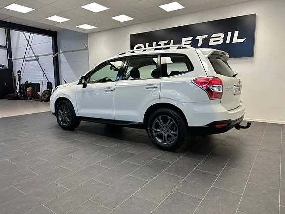 Subaru Forester 2015 photo 4