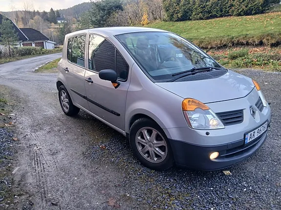 Renault Modus 2005 photo 2