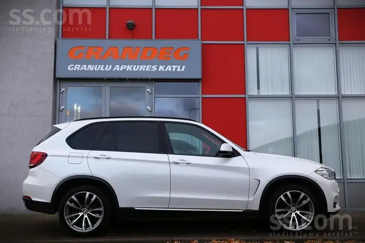BMW X5 2014 photo 3