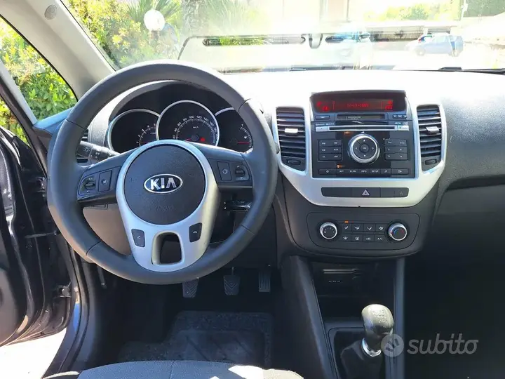 Kia Venga 2017 photo 4