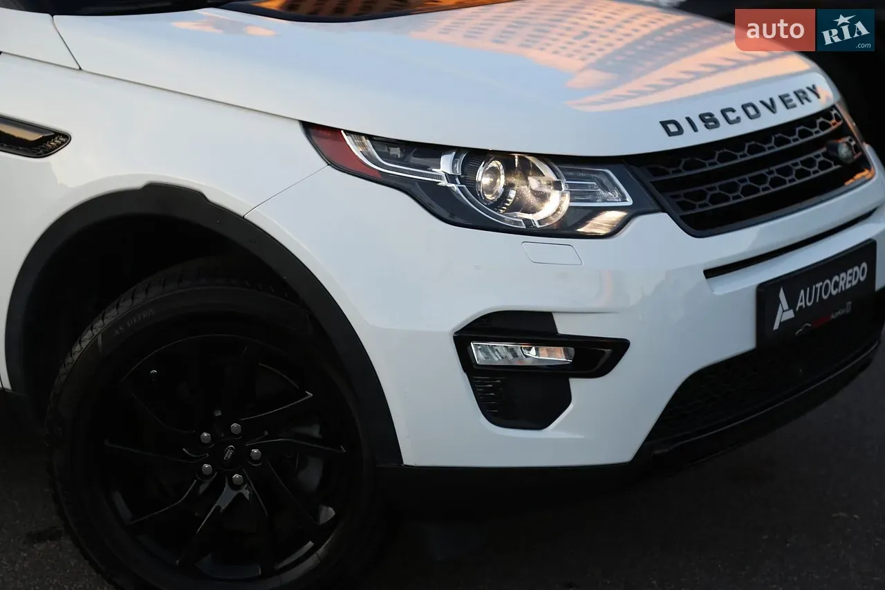 Land Rover Discovery 2019 photo 4