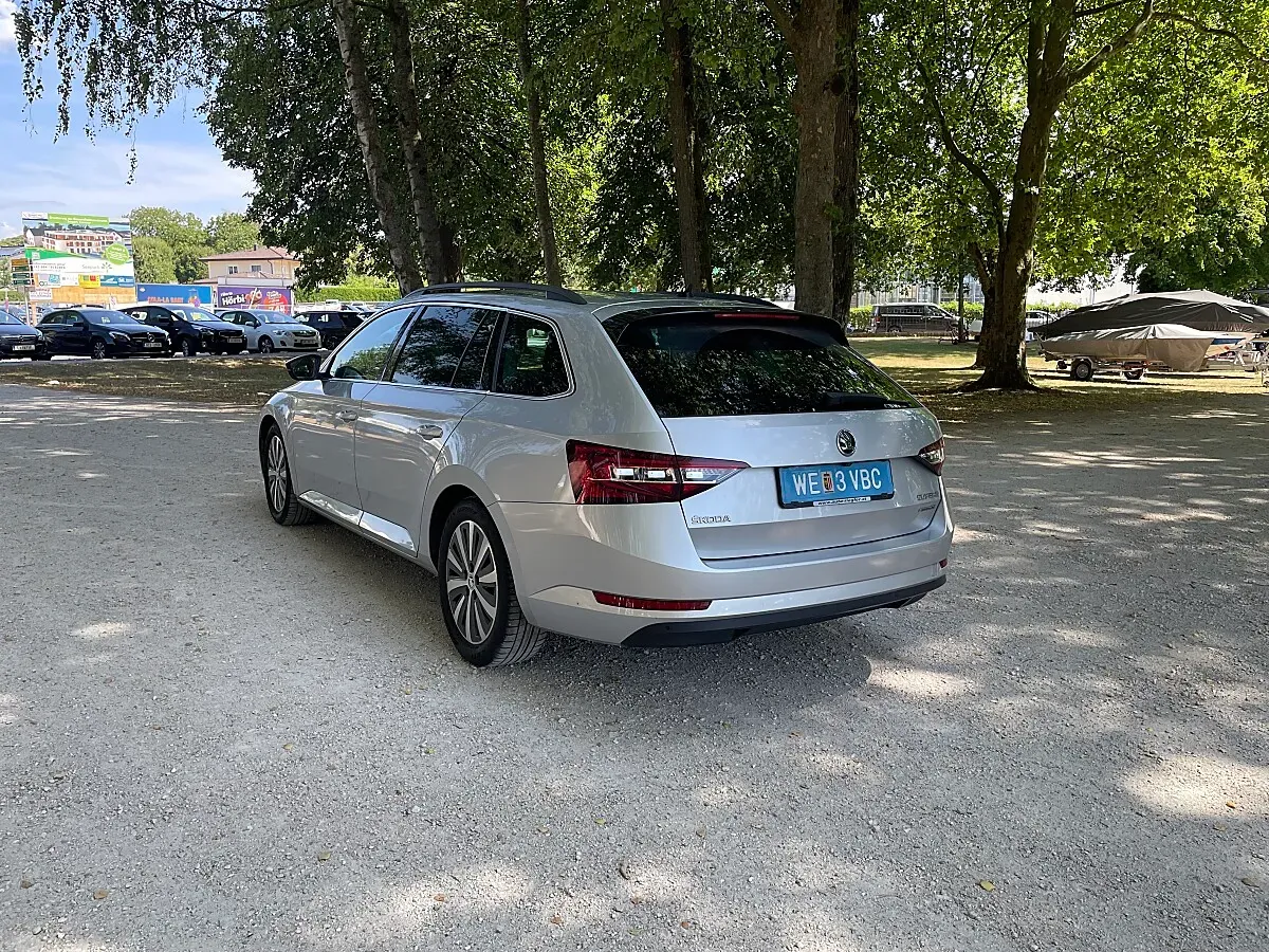 Skoda Superb 2017 photo 3