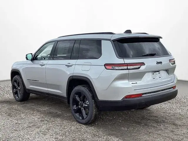Jeep Grand Cherokee L 2026 photo 3