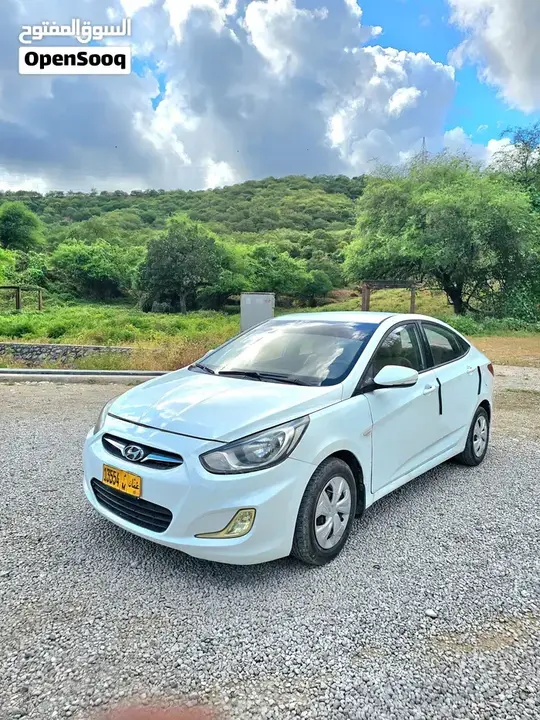 Hyundai Accent 2011 photo 5