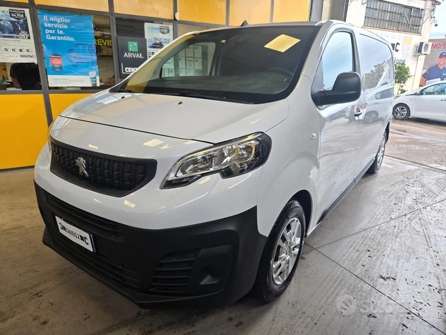 Peugeot Expert 2023 photo 2