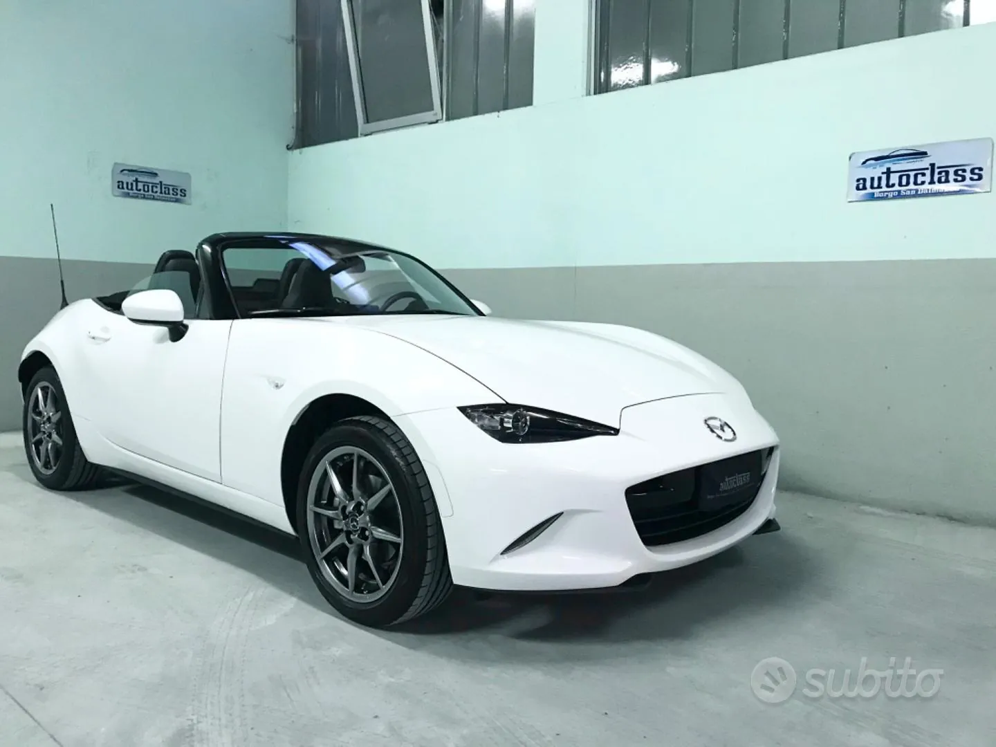 Mazda Mx-5 2023 photo 2