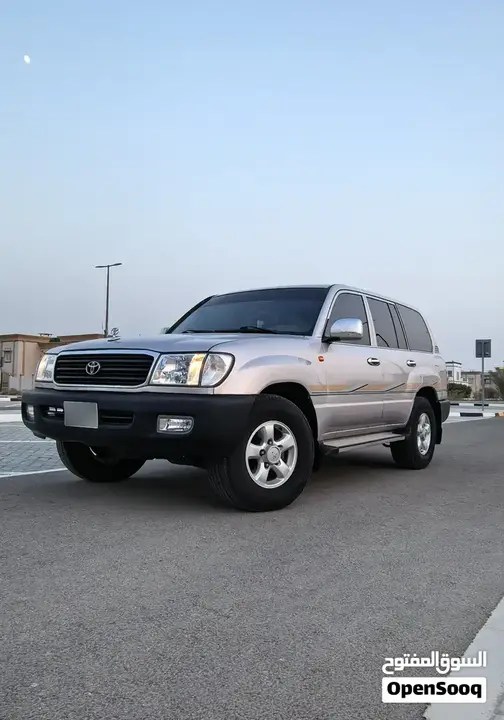 Toyota Land Cruiser 2001 photo 2