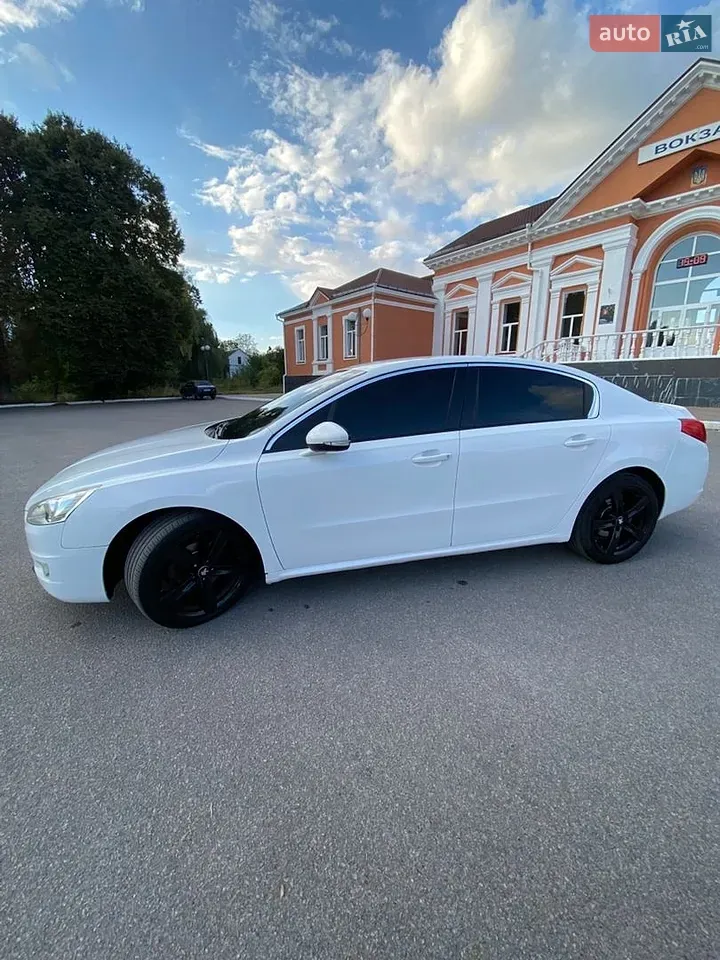 Peugeot 508 2011 photo 2