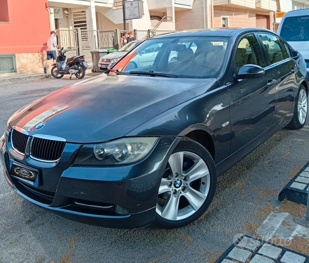 BMW 318 2006 photo 4