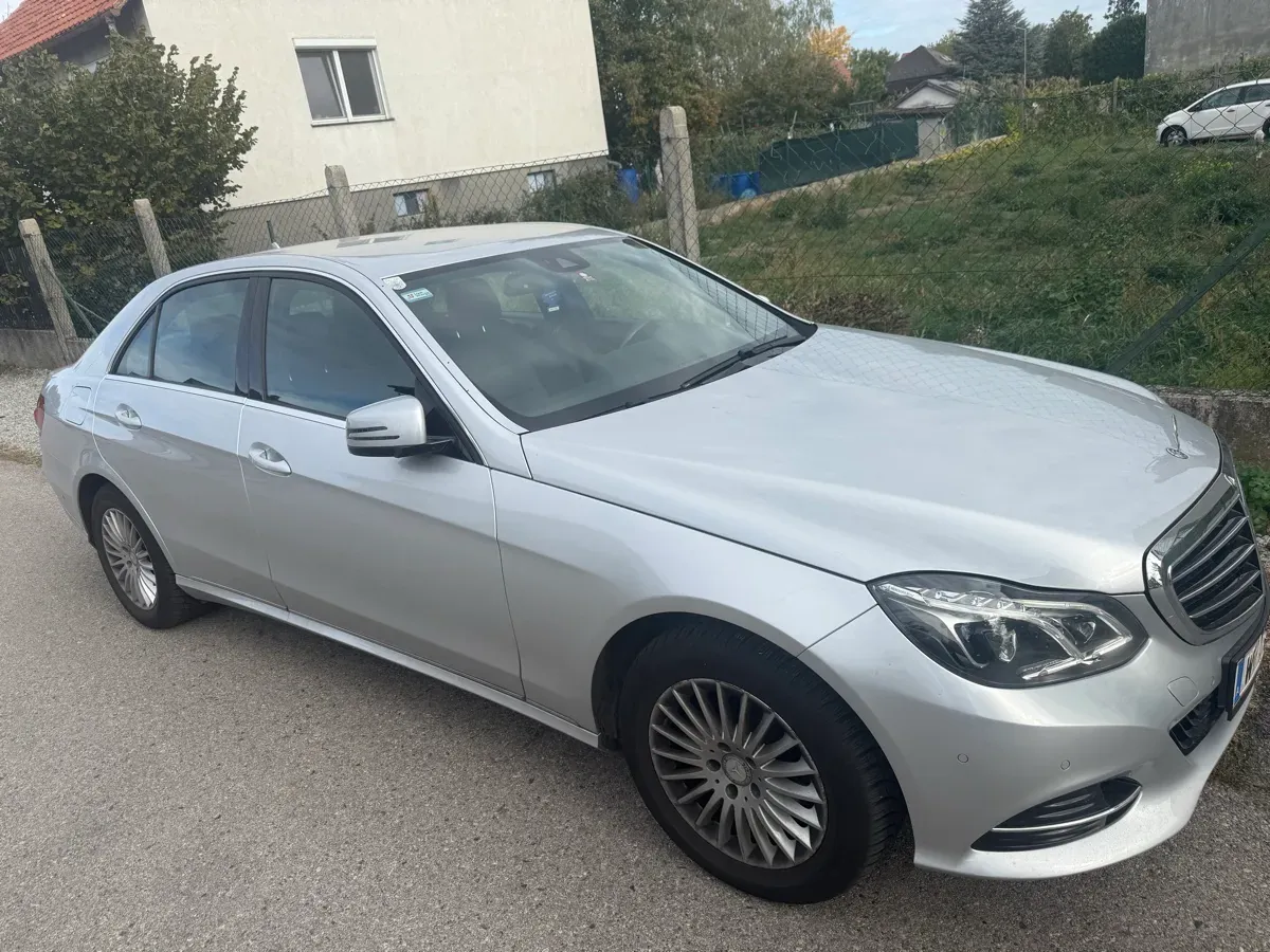 Mercedes-Benz E-Class 2014 photo 2