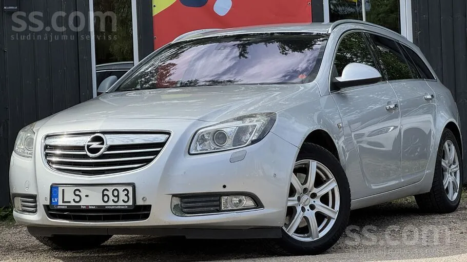 Opel Insignia 2010 photo 2