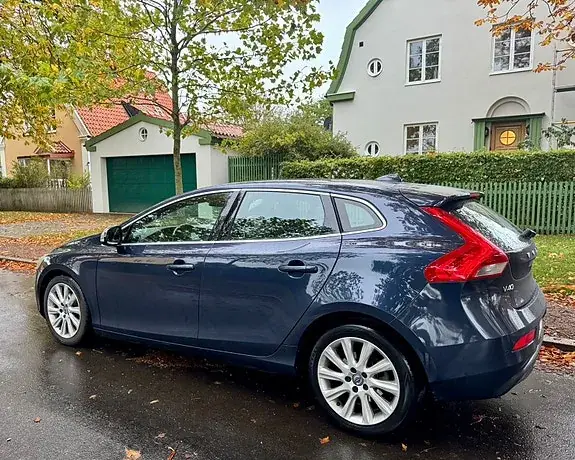 Volvo V40 2014 photo 2