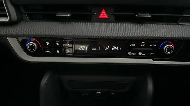 Kia Sportage 2023 photo 2