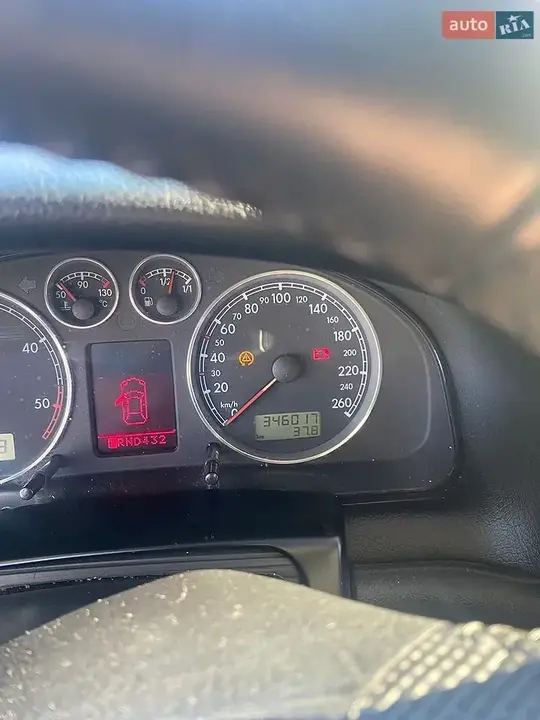 Volkswagen Passat 2002 photo 2