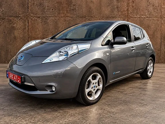 Nissan Leaf 2014 photo 2