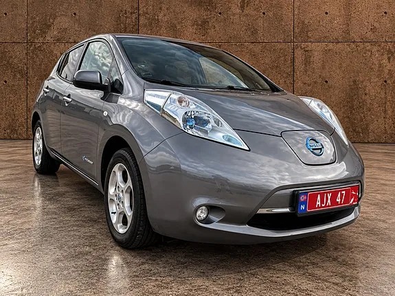 Nissan Leaf 2014 photo 3