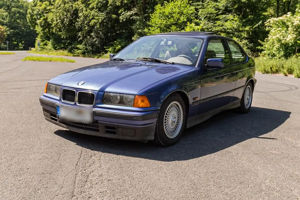 BMW 316I E36