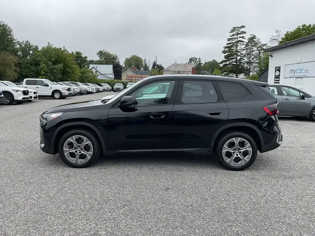 BMW X1 2023 photo 3