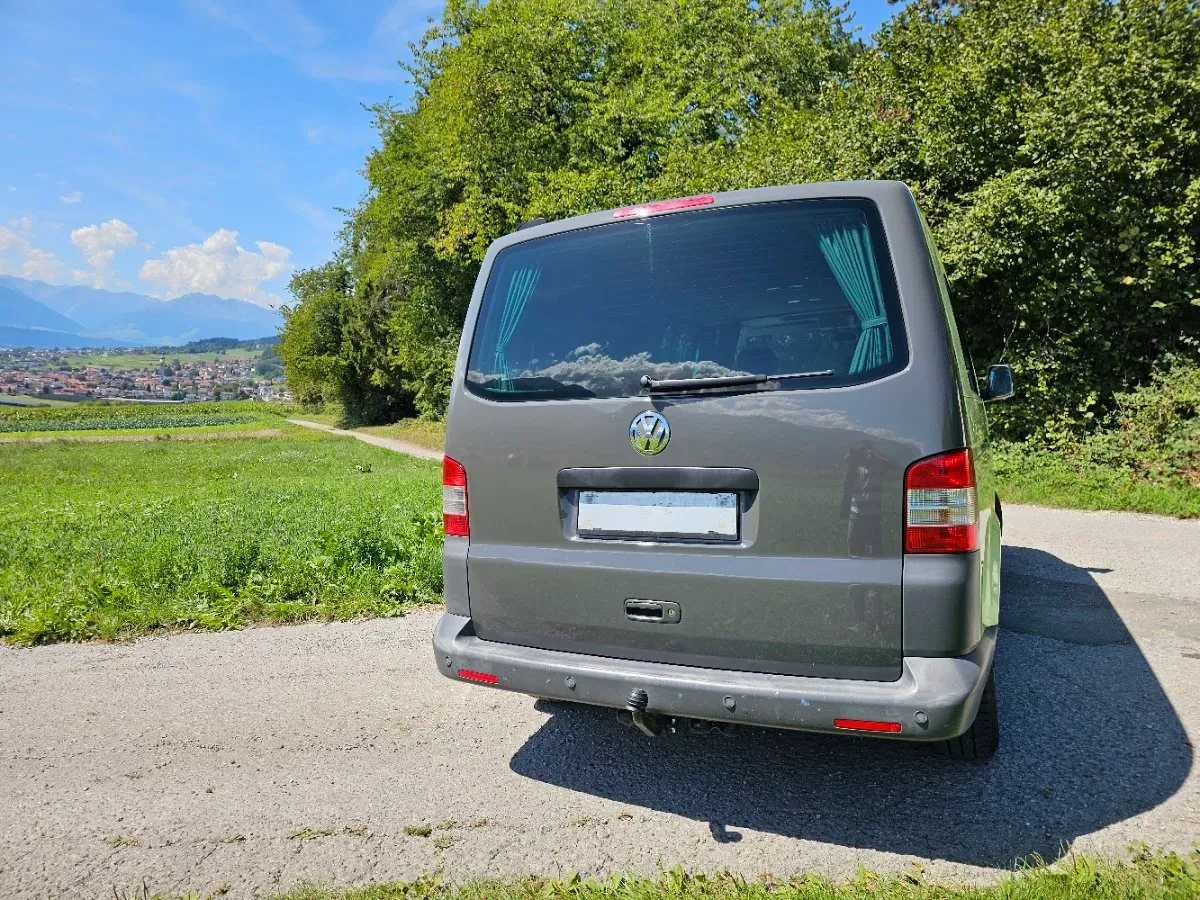 Volkswagen T5 2007 photo 3