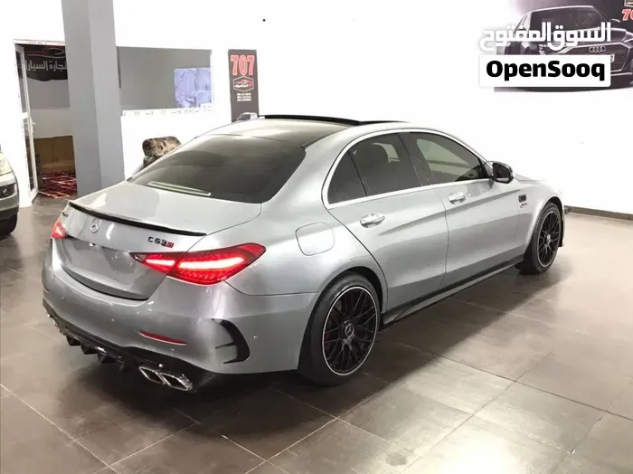 Mercedes-Benz C-Class 2016 photo 2