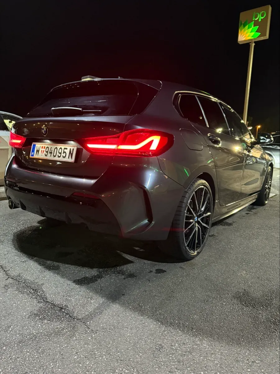BMW 1 Series 2020 photo 3