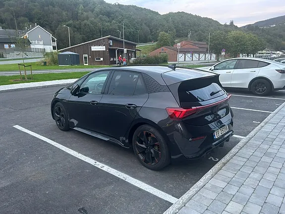 Cupra Born 2022 photo 5
