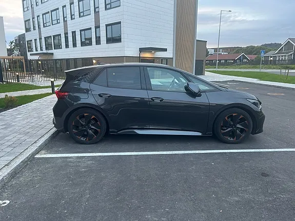 Cupra Born 2022 photo 2