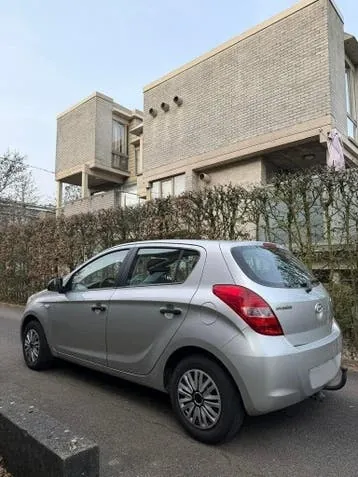 Hyundai I20 2010 photo 2