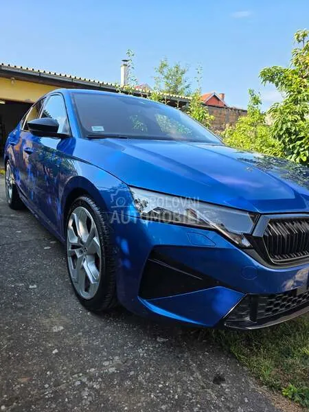 Skoda Octavia 2024 photo 2