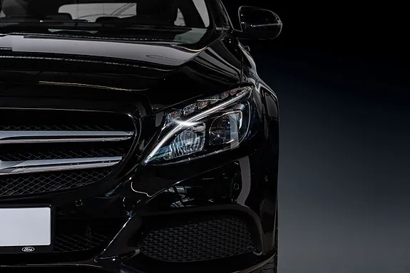 Mercedes-Benz C350 2018 photo 4