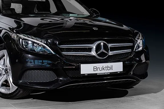 Mercedes-Benz C350 2018 photo 2