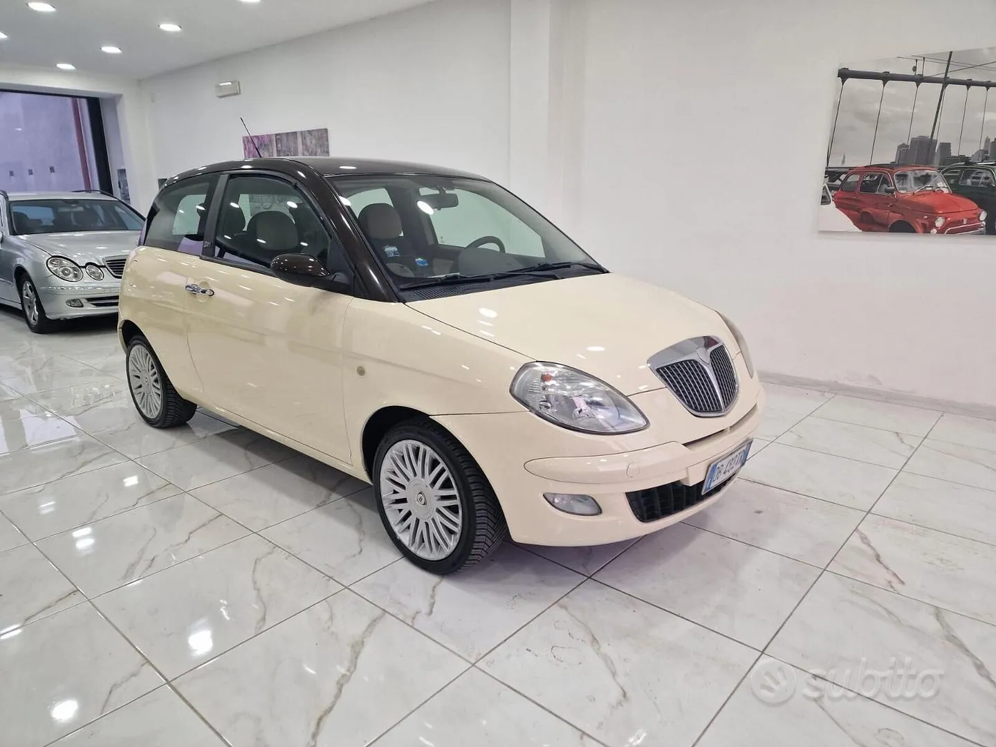 Lancia Ypsilon