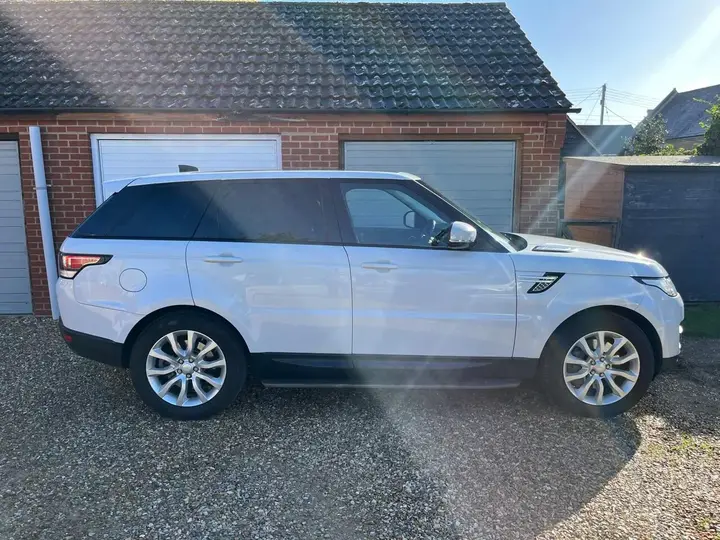 Land Rover Range Rover Sport 2017 photo 3