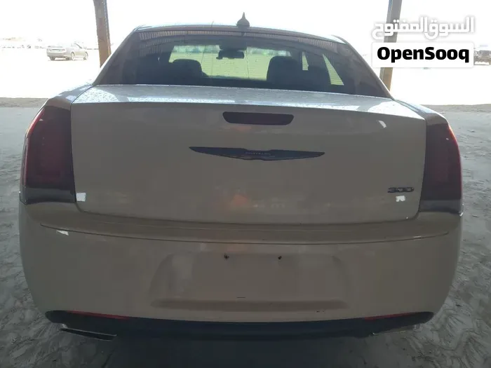 Chrysler 300 2020 photo 3