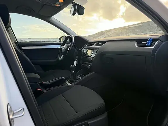 Skoda Octavia 2016 photo 4
