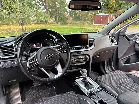 Kia Ceed 2021 photo 2