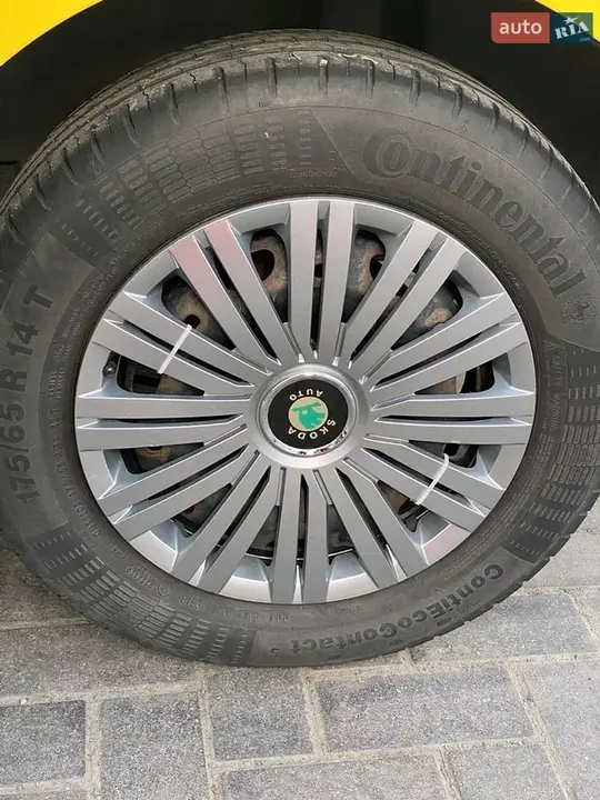 Skoda Fabia 2009 photo 4
