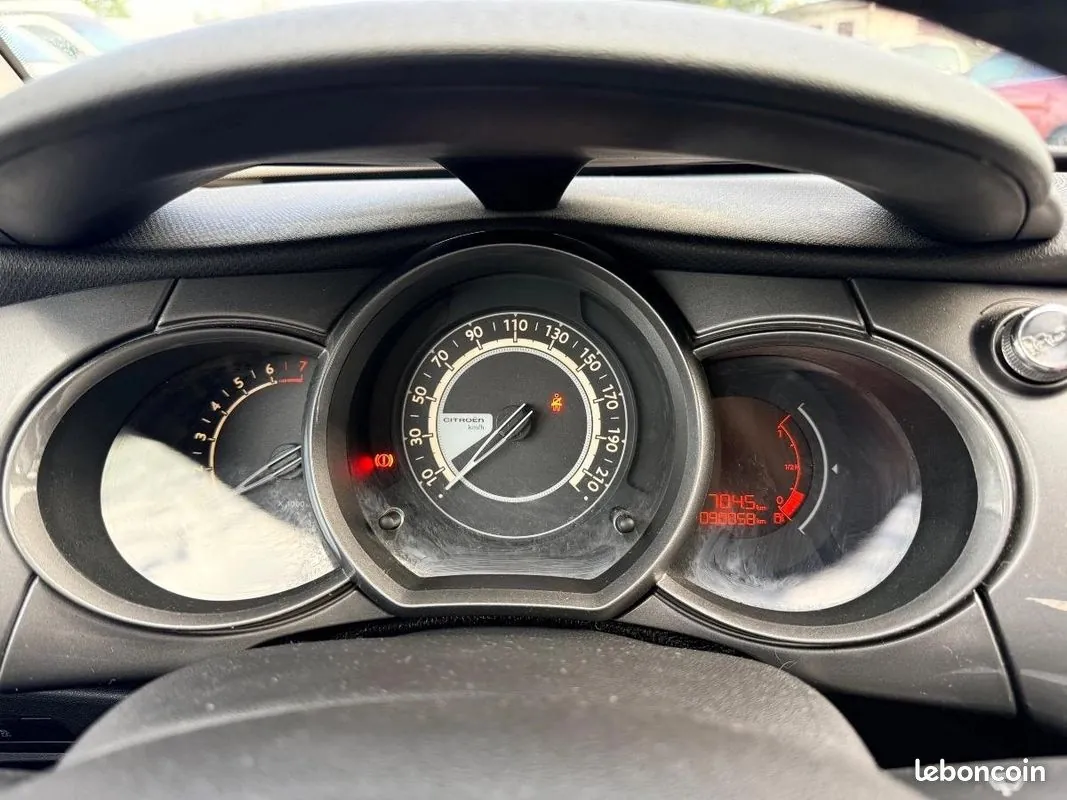 Citroen C3 2014 photo 4